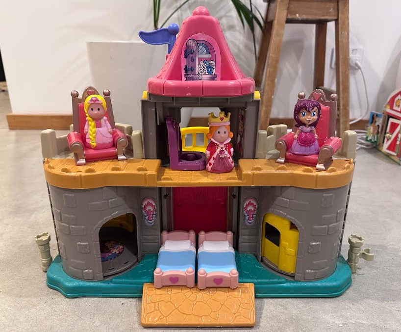 Little People Lil` Kingdom Castle