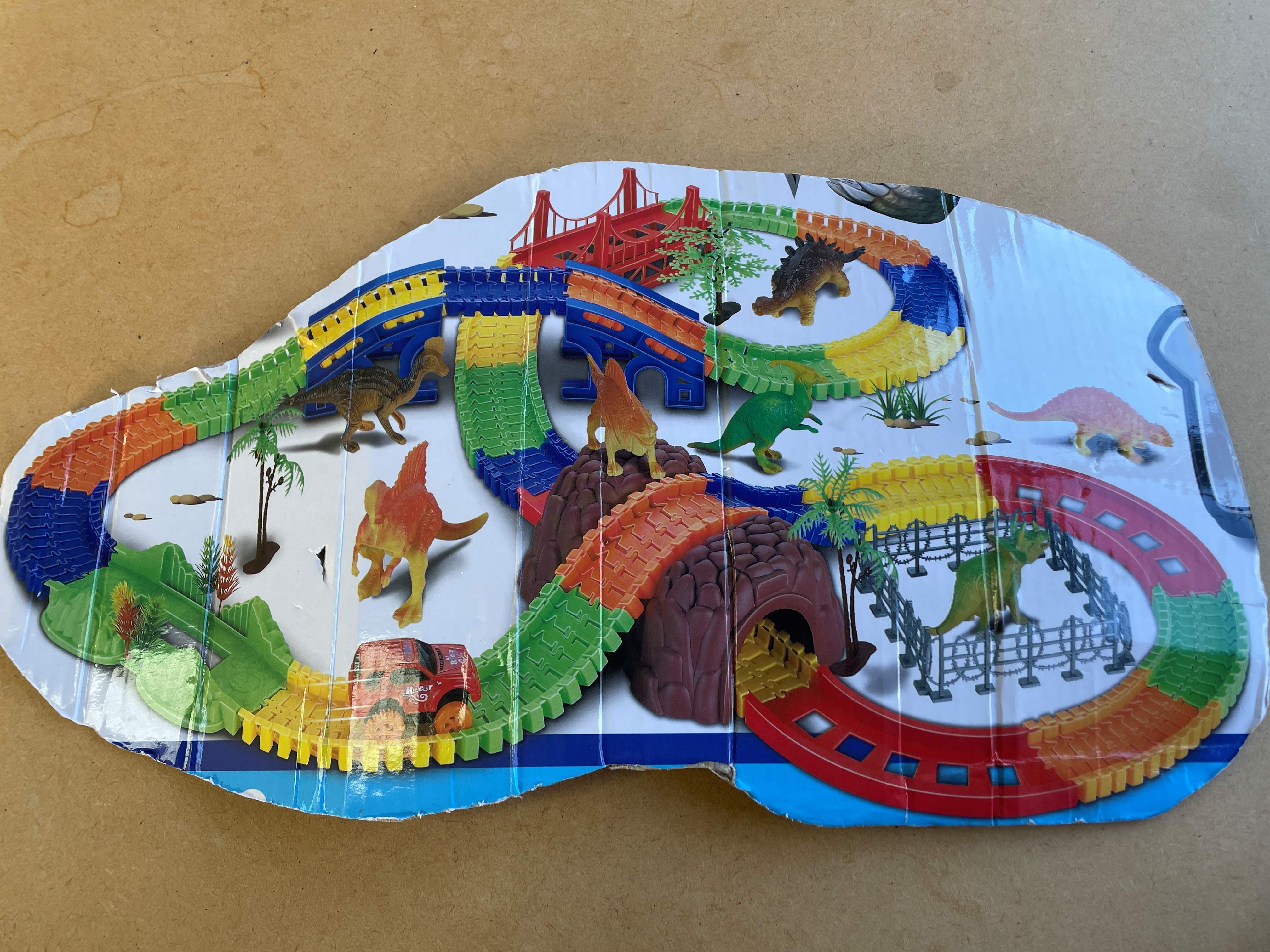 Dinosaur Race Track